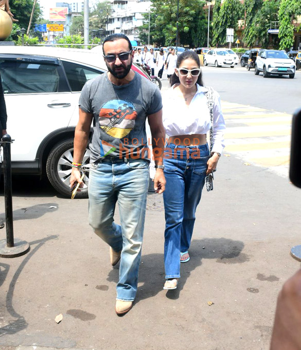 photos saif ali khan and sara ali khan spotted outside bastian in bandra 2