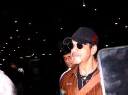 Photos: Shah Rukh Khan and Kiara Advani snapped at the airport