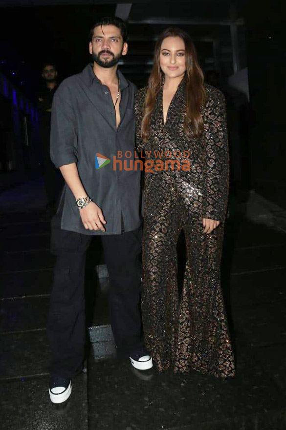 photos sonakshi sinha huma qureshi and others snapped in bandra 119 1