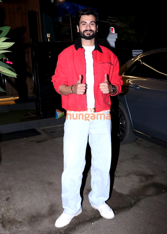 Photos: Sunny Kaushal snapped in Bandra | Parties & Events