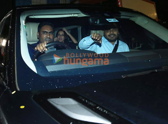 Photos: Triptii Dimri snapped after a shoot in Juhu Photos: Triptii Dimri snapped after a shoot in Juhu