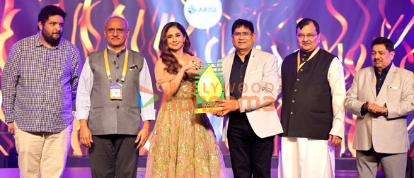 photos urmila matondkar ameesha patel avantika dassani and others grace globoil india 2024 awards 4