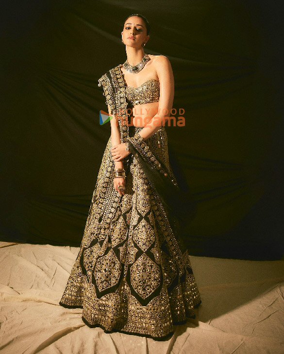 ananya panday 6 96