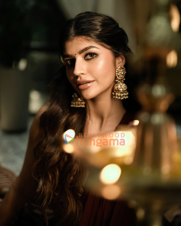 anjini dhawan 1 15