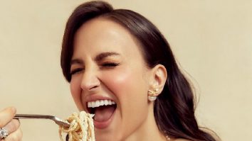 Celeb Photos Of Elli AvrRam