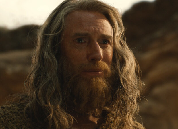 Lord of the Rings The Rings of Power 2 Finale Daniel Weyman revealed as Gandalf in epic twist Real pinch-me moment as a 47-year-old thinking back to my childhood dreams of being a wizard