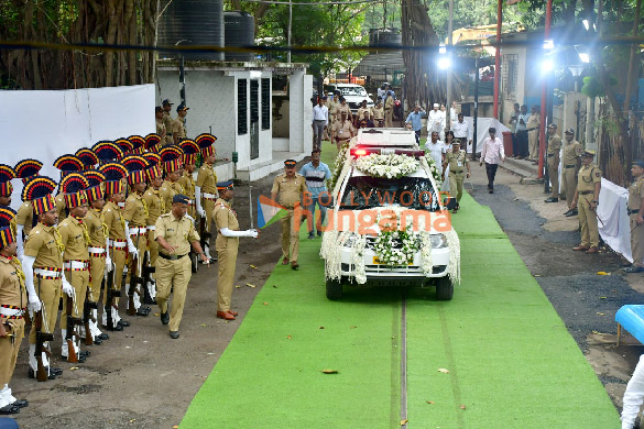 photos aamir khan kiran rao and others attend the funeral of ratan tata 11 2