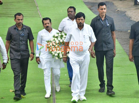 photos aamir khan kiran rao and others attend the funeral of ratan tata 2 2