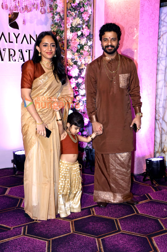 photos ajay devgn rashmika mandanna and others snapped at kalayanaraman familys navrati 2024 celebrations 14