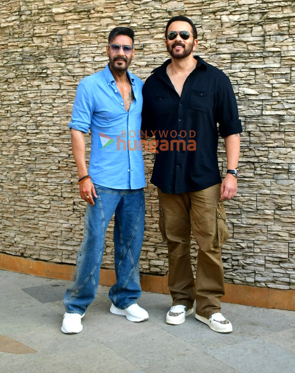 photos ajay devgn and rohit shetty snapped promoting singham again 4