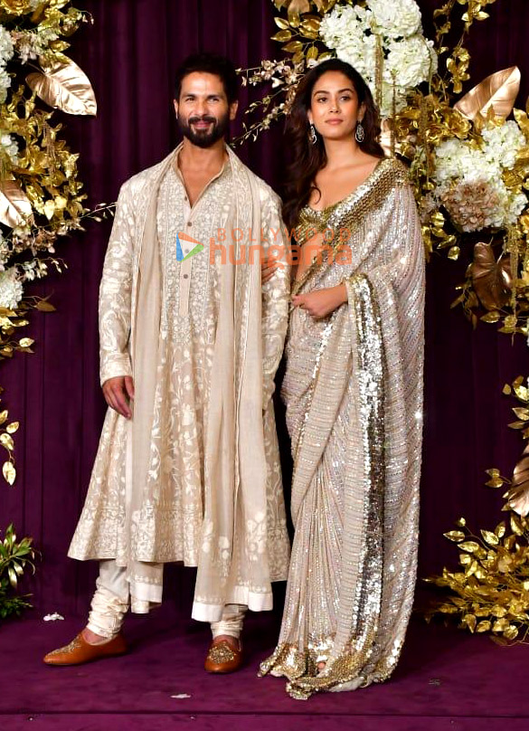photos alia bhatt kajol kriti sanon janhvi kapoor ananya panday kartik aaryan and others snapped at manish malhotras diwali bash 24