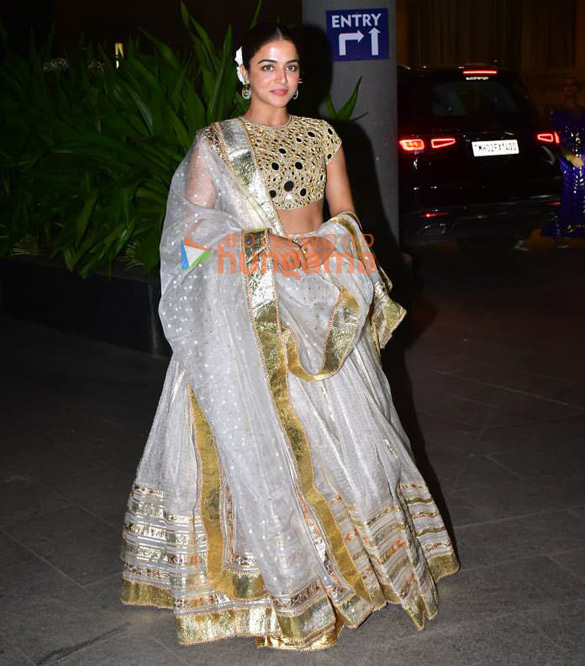 photos anil kapoor karan johar neetu singh and others snapped attending abu jani and sandeep khoslas diwali part 1