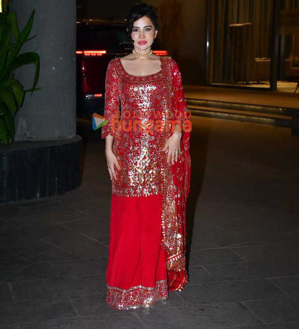 photos anil kapoor karan johar neetu singh and others snapped attending abu jani and sandeep khoslas diwali part 8