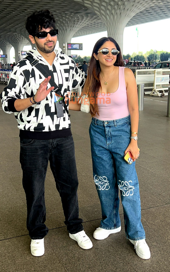 photos boman irani nupur sanon sanjay mishra and others snapped at the airport 4