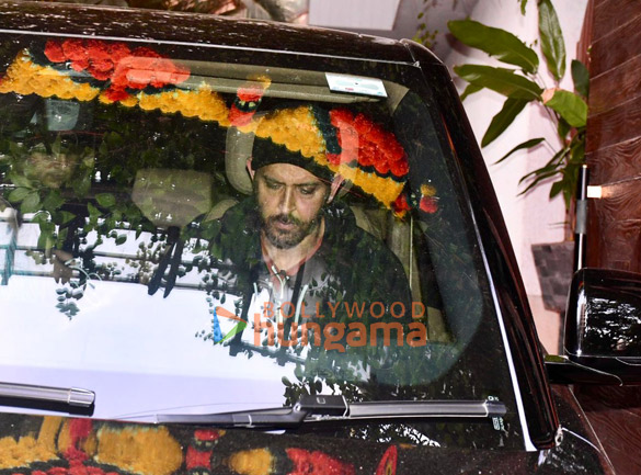 photos hrithik roshan spotted at siddharth anands office 1