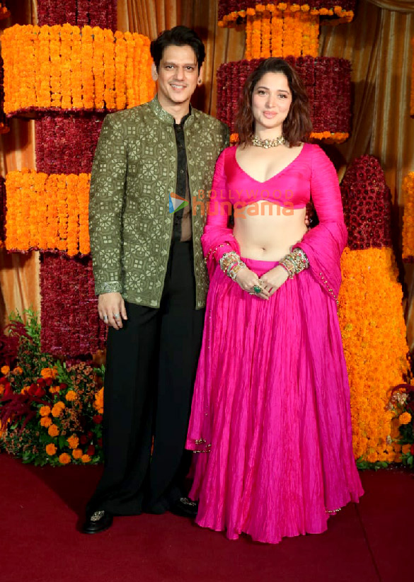 photos huma qureshi raashii khanna tamannaah bhatia and others snapped attending ramesh s tauranis diwali bash 6