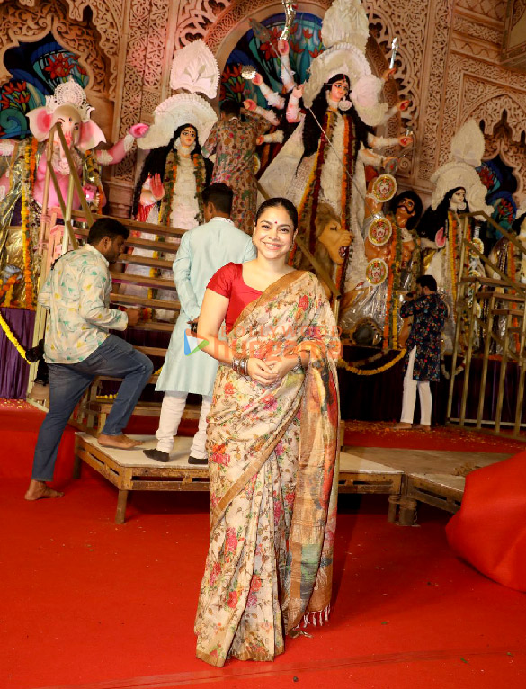 photos kajol rani mukerji rupali ganguly and others snapped during sindhur khela at north bombay durga puja 6