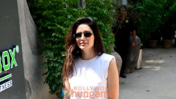 Photos: Karishma Tanna spotted outside the gym in Bandra