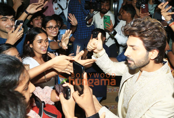 photos kartik aaryan vidya balan madhuri dixit and others snapped at the bhool bhulaiyaa 3 song launch 2