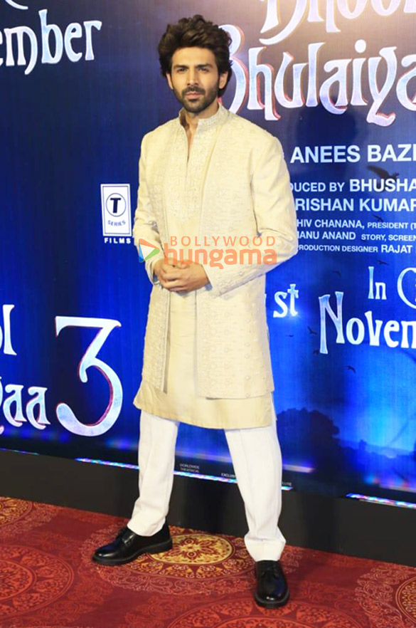 photos kartik aaryan vidya balan madhuri dixit and others snapped at the bhool bhulaiyaa 3 song launch 3