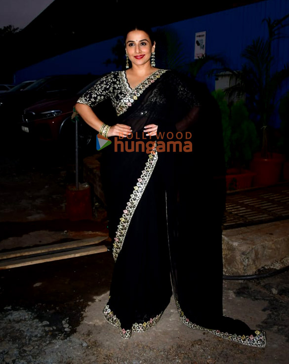 photos kartik aaryan and vidya balan snapped promoting bhool bhulaiyaa 3 on the sets of indias best dancer 657 7