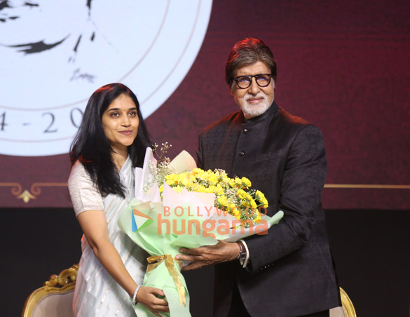 photos megastar chiranjeevi felicitated by amitabh bachchan at anr awards in presence of ram charan and others 4