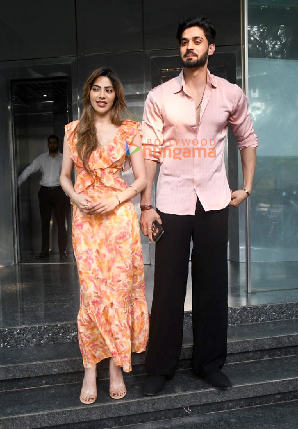 photos nikki tamboli snapped in bandra 1 4