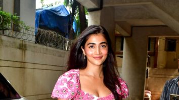 Photos: Pooja Hegde snapped in Juhu