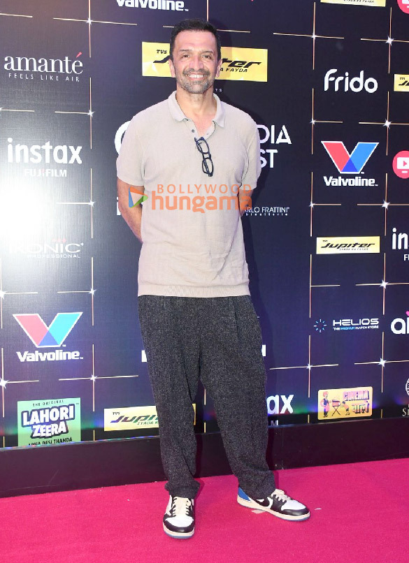 photos rakul preet singh saiee manjrekar zareen khan and others snapped at the bollywood hungama ott india fest day 1 4 8