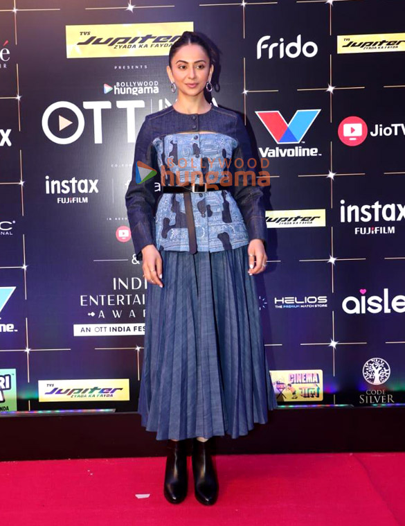 photos rakul preet singh saiee manjrekar zareen khan and others snapped at the bollywood hungama ott india fest day 1 5