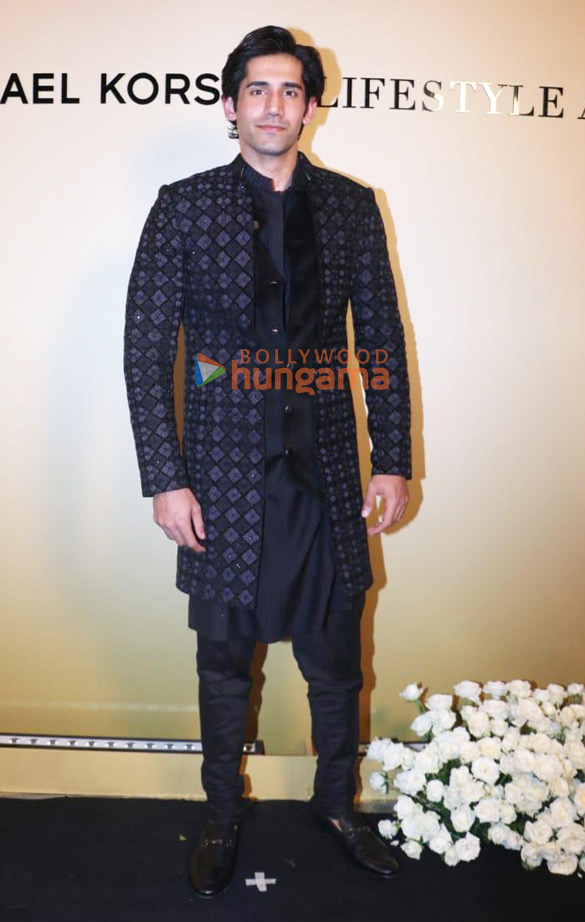 photos shriya saran sanjana sanghi and others grace the lifestyle asia diwali 2024 party 1015 10
