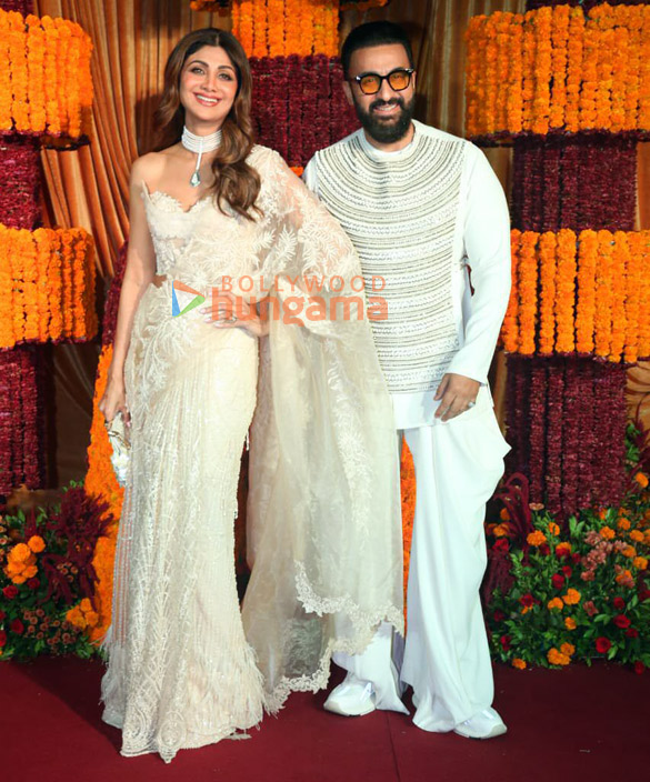 photos siddharth malhotra huma qureshi raashii khanna tamannaah bhatia and others snapped attending ramesh s tauranis diwali bash 10