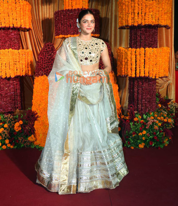 photos siddharth malhotra huma qureshi raashii khanna tamannaah bhatia and others snapped attending ramesh s tauranis diwali bash 15