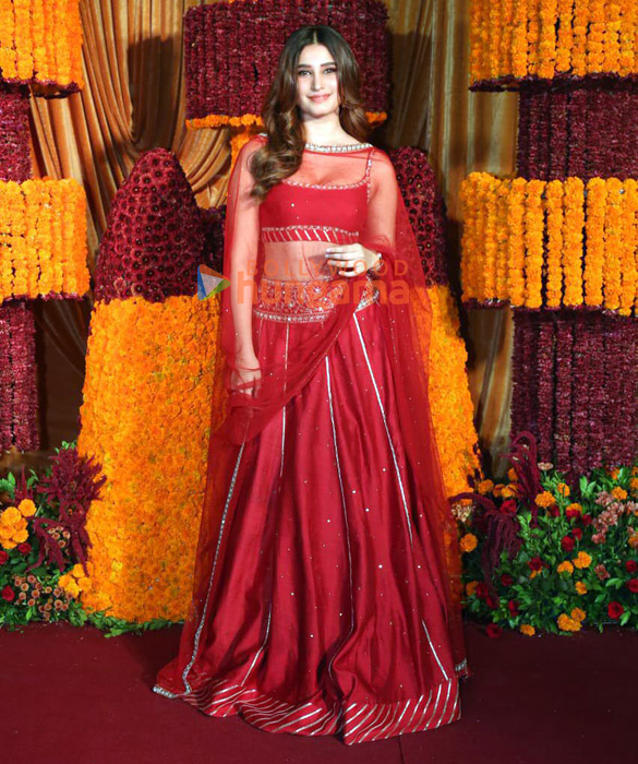 photos siddharth malhotra huma qureshi raashii khanna tamannaah bhatia and others snapped attending ramesh s tauranis diwali bash 3