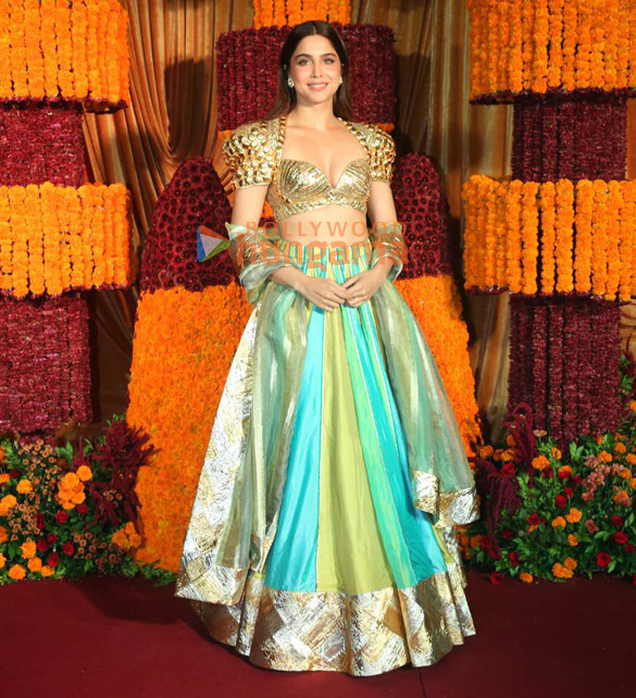 photos siddharth malhotra huma qureshi raashii khanna tamannaah bhatia and others snapped attending ramesh s tauranis diwali bash 4