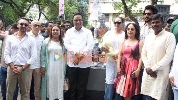 Photos: Sonakshi Sinha and Zaheer Iqbal unveil Sangeeta Babani’s sculpture series ‘Tea Break’ in Bandra