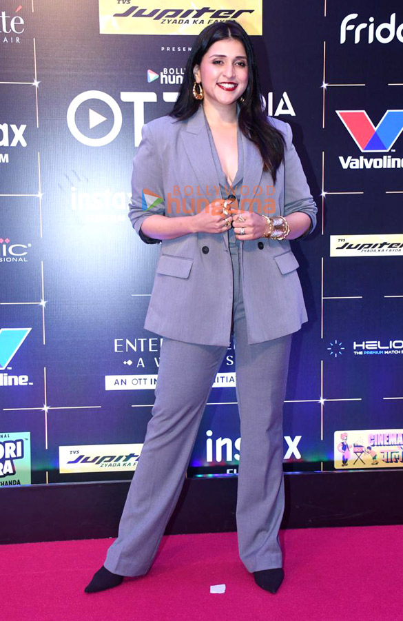 photos tiger shroff sonakshi sinha sophie choudry raveena tandon and others snapped at the pink carpet and awards ceremony of bollywood hungama ott india fest 2024 3
