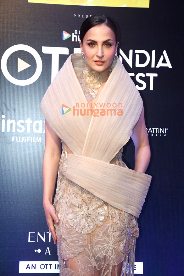 photos tiger shroff sonakshi sinha sophie choudry raveena tandon and others snapped at the pink carpet and awards ceremony of bollywood hungama ott india fest 2024 8