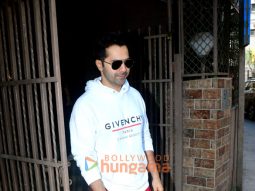 Photos: Varun Dhawan snapped at a dubbing studio in Bandra