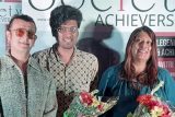 Sonu Nigam Unveil The Latest Society Achievers India Premier