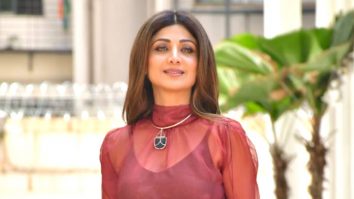 Shilpa Shetty looks all glamorous as she gets spotted in the city