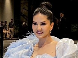 Sunny Leone all dolled up looking like the frozen princess
