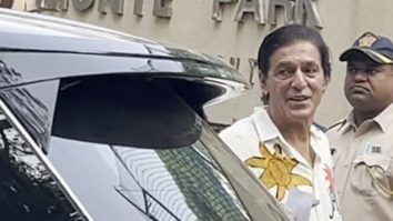 Ananya Panday and Chunky Panday reached to cast vote