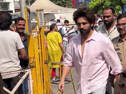 Chandu Champion spotted at siddhivinayak for darshan! Kartik Aaryan