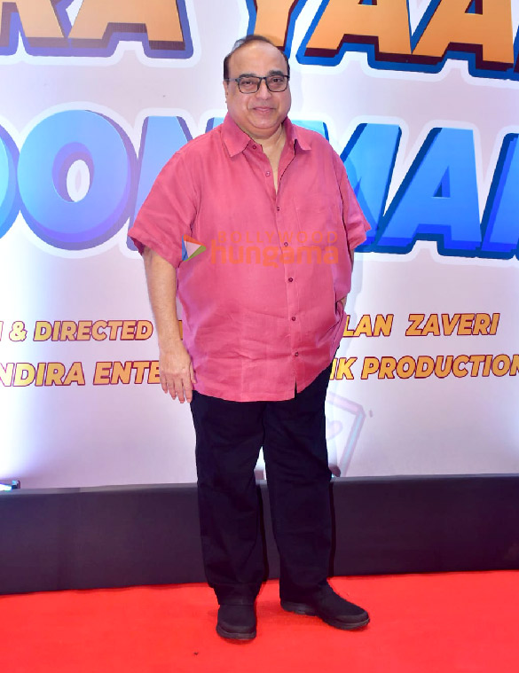 photos aamir khan ajay devgn and others grace the mahurat of the film tera yaar hoon main 10