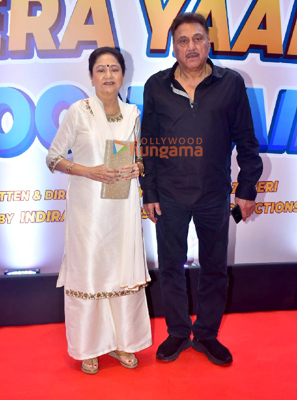 photos aamir khan ajay devgn and others grace the mahurat of the film tera yaar hoon main 13