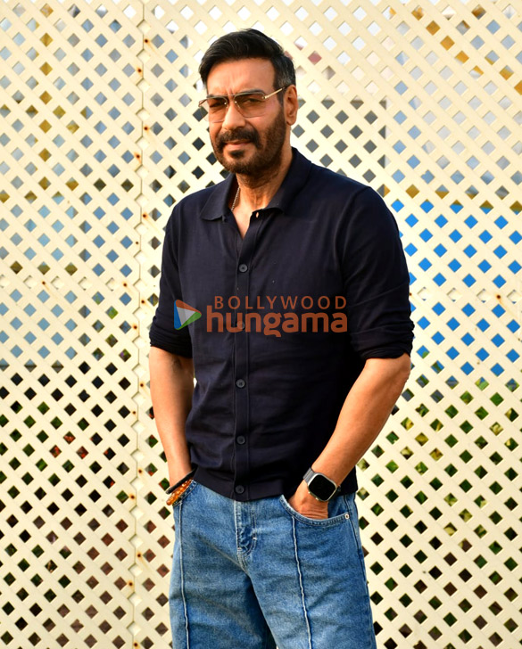 photos ajay devgn and rohit shetty snapped promoting singham again 3 2