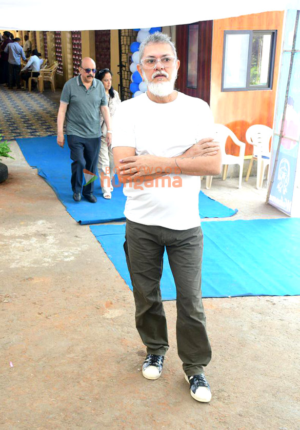 photos maharashtra assembly elections 2024 kartik aaryan paresh rawal suniel shetty and others cast their votes in mumbai 11