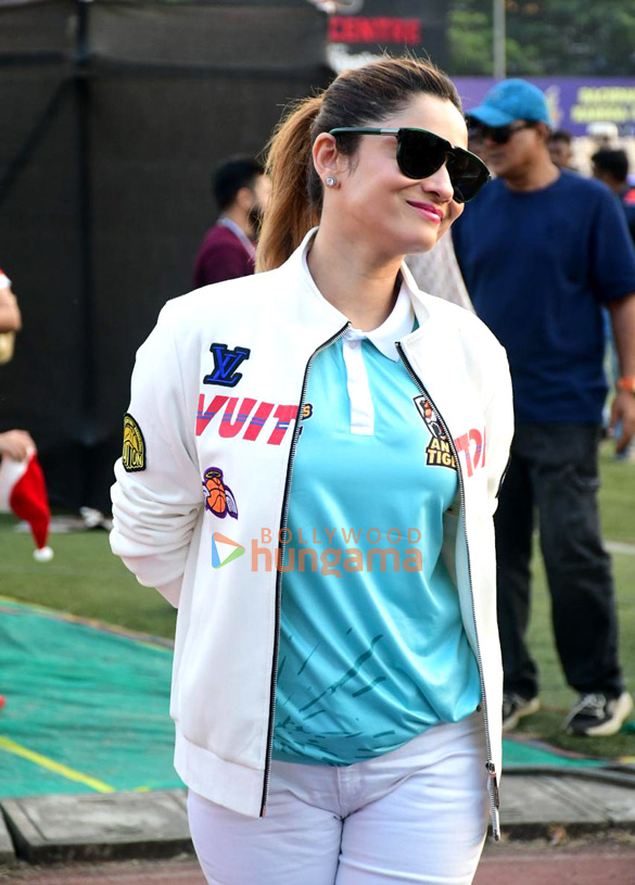 photos tiger shroff shilpa shetty mouni roy raj kundra arjun bijlani and others attend the the opening match of all star tennis ball cricket league in bandra 18