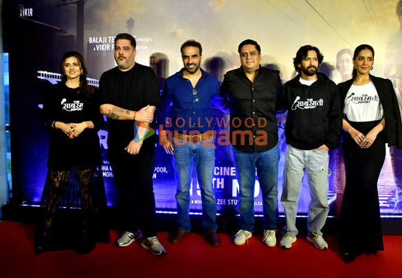 photos vikrant massey raashi khanna ridhi dogra and others grace the sabarmati report trailer launch 3